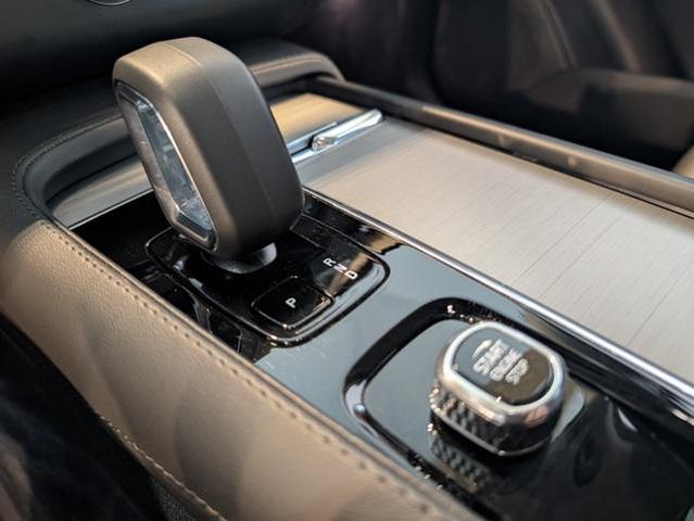 Photo of 2024 Gray Volvo XC90