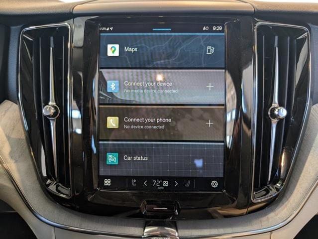 Photo of 2025 Gray Volvo XC60