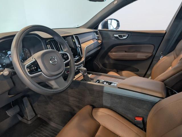 Photo of 2021 Denim Blue Metallic Volvo XC60