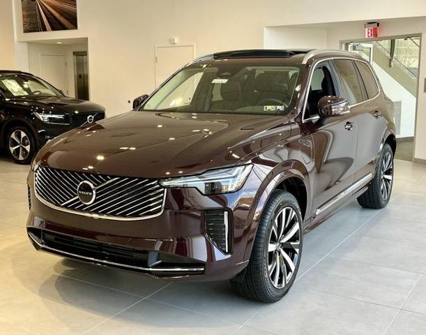 Photo of 2025 Mulberry Red Metallic Volvo XC90 Plug-In Hybrid