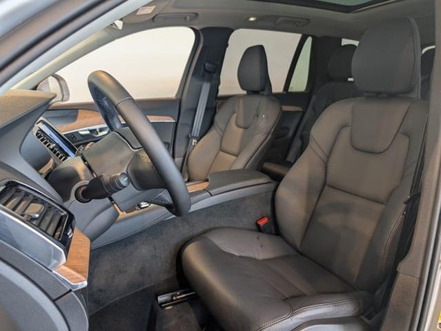 Photo of 2025 Gray Volvo XC90