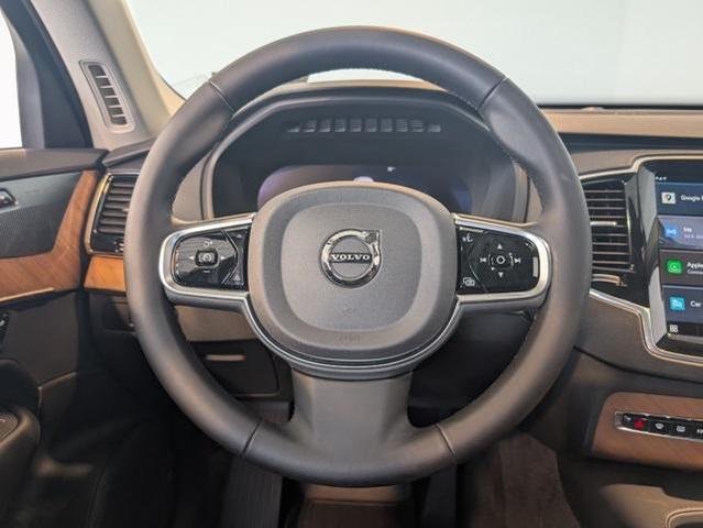 Photo of 2025 Gray Volvo XC90