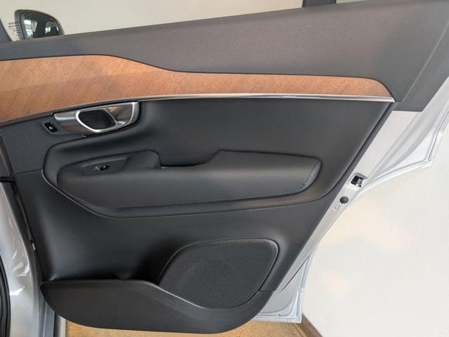 Photo of 2025 Gray Volvo XC90