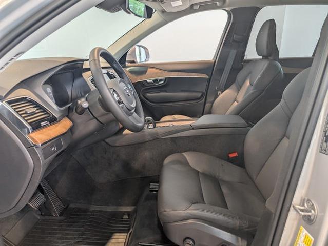 Photo of 2025 Gray Volvo XC90
