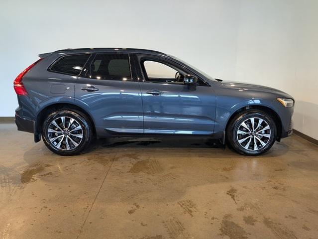 Photo of 2025 Denim Blue Metallic Volvo XC60