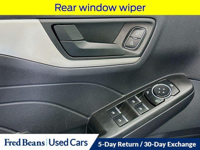 Photo of 2022 Ice Blue Ford Escape