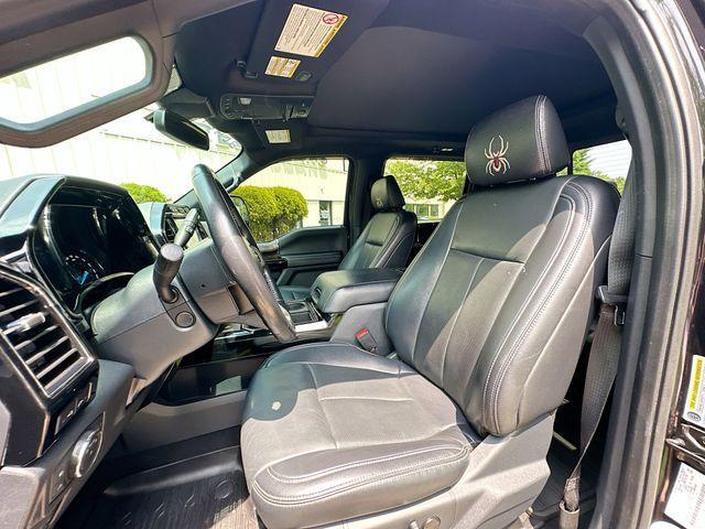 Photo of 2022 Agate Black Metallic Ford F-250
