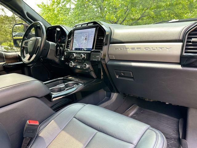 Photo of 2022 Agate Black Metallic Ford F-250