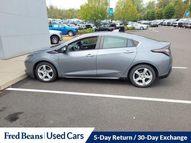 Photo of 2018 Satin Steel Metallic Chevrolet Volt