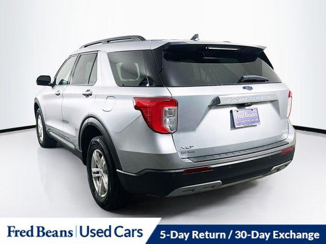 Photo of 2023 Iconic Silver Metallic Ford Explorer
