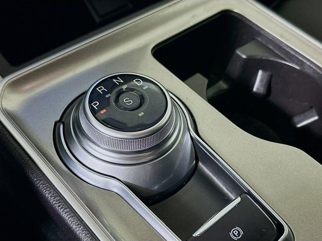 Photo of 2023 Agate Black Metallic Ford Edge