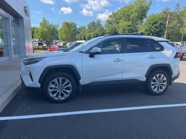 Photo of 2024 Wind Chill Pearl Toyota RAV4