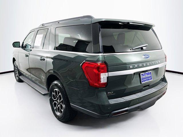 Photo of 2022 Forged Green Metallic Ford Expedition Max
