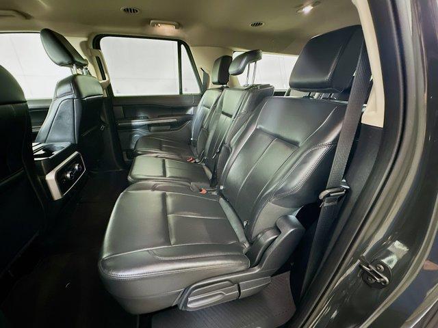 Photo of 2022 Forged Green Metallic Ford Expedition Max