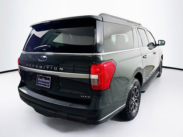 Photo of 2022 Forged Green Metallic Ford Expedition Max