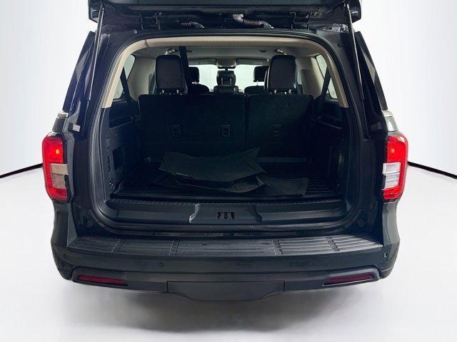 Photo of 2022 Forged Green Metallic Ford Expedition Max