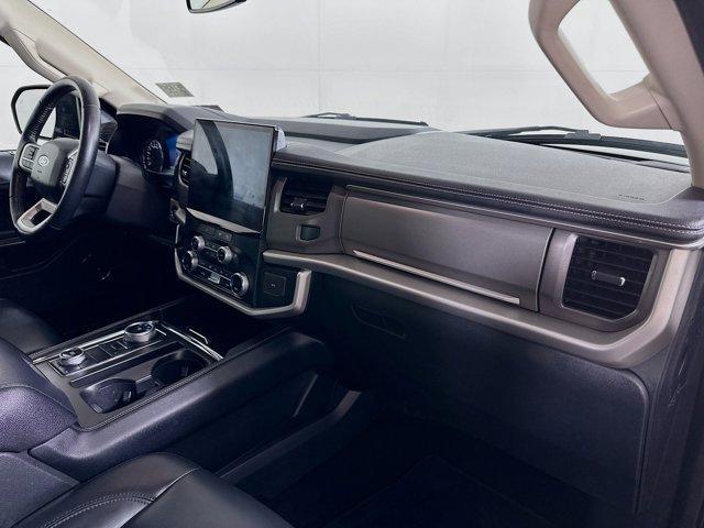 Photo of 2022 Forged Green Metallic Ford Expedition Max
