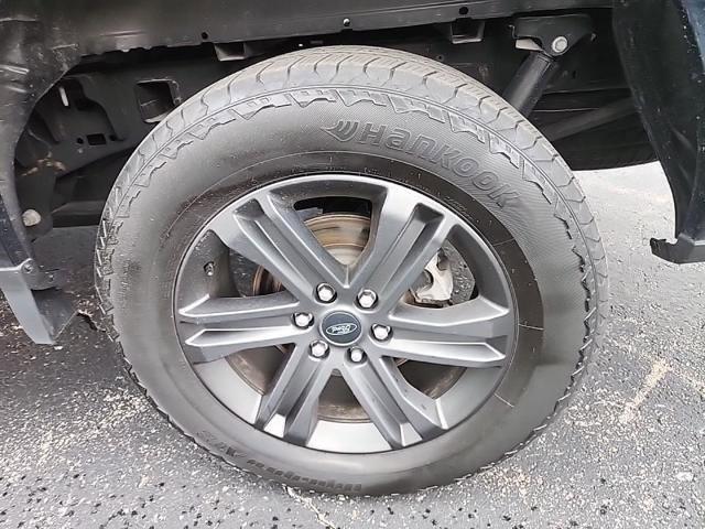 Photo of 2023 Agate Black Metallic Ford F-150