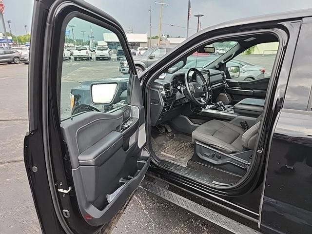Photo of 2023 Agate Black Metallic Ford F-150