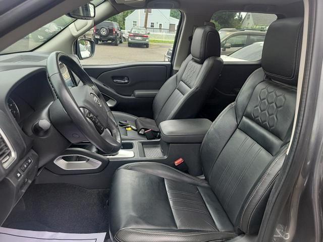 Photo of 2022 Gun Metallic Nissan Frontier