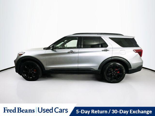 Photo of 2022 Iconic Silver Metallic Ford Explorer