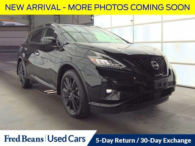 Photo of 2024 Black Nissan Murano