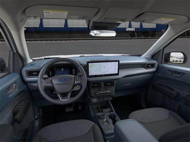 Photo of 2025 Oxford White Ford Maverick