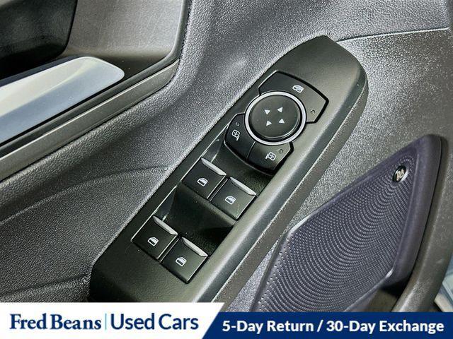 Photo of 2023 Vapor Blue Metallic Ford Escape