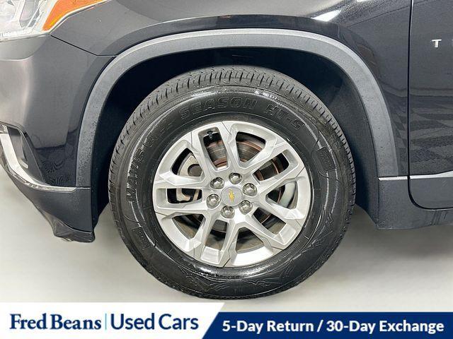 Photo of 2019 Mosaic Black Metallic Chevrolet Traverse