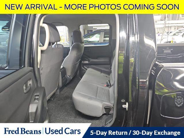Photo of 2024 Super Black Nissan Frontier