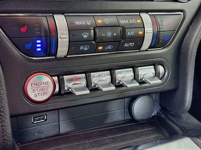 Photo of 2022 Oxford White Ford Mustang