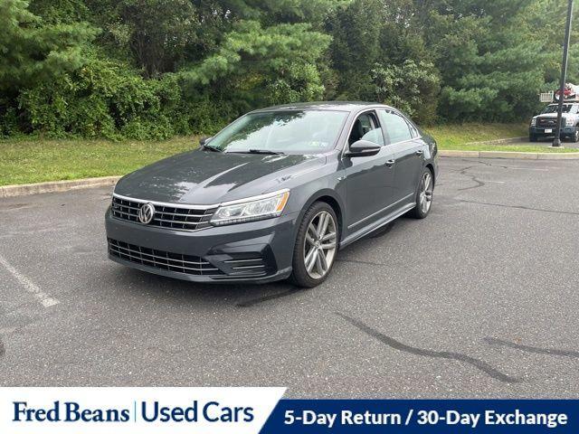 Photo of 2017 Urano Gray Volkswagen Passat
