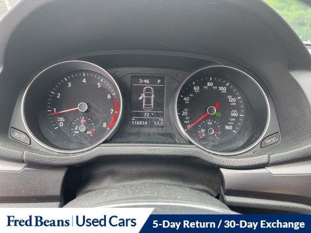 Photo of 2017 Urano Gray Volkswagen Passat