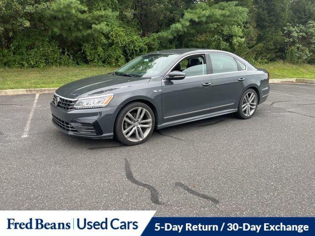 Photo of 2017 Urano Gray Volkswagen Passat