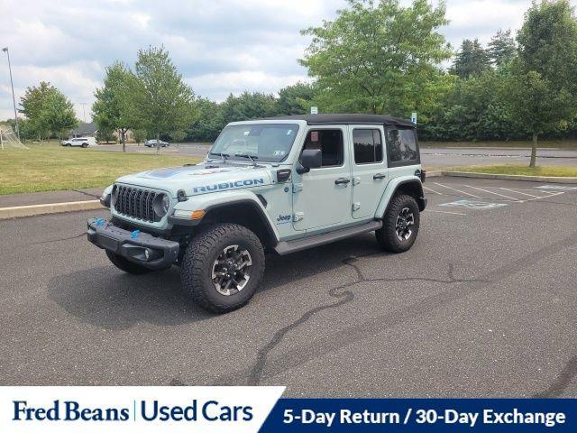 Photo of 2024 Earl Clearcoat Jeep Wrangler 4xe