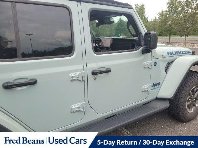 Photo of 2024 Earl Clearcoat Jeep Wrangler 4xe