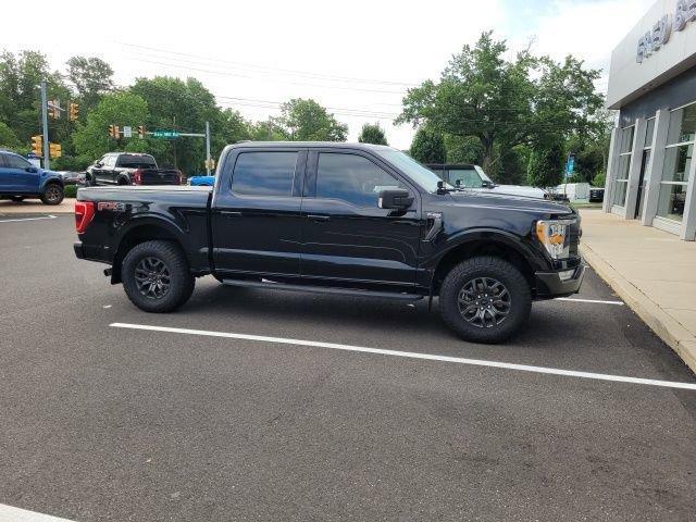 Photo of 2022 Agate Black Metallic Ford F-150