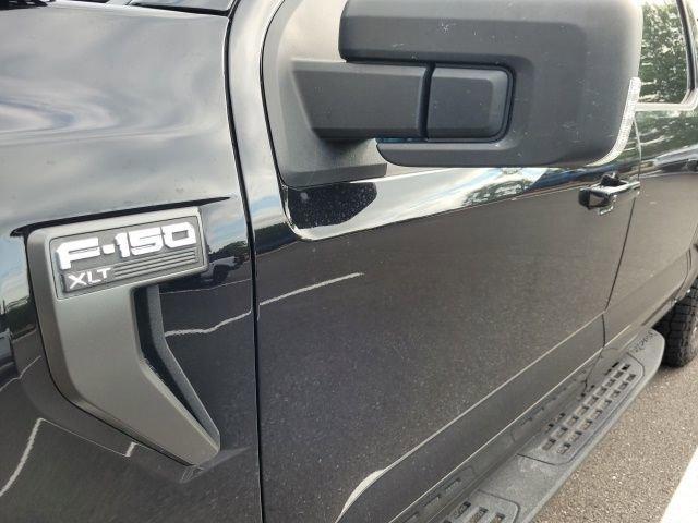 Photo of 2022 Agate Black Metallic Ford F-150