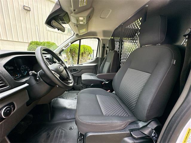 Photo of 2023 Oxford White Ford Transit-250