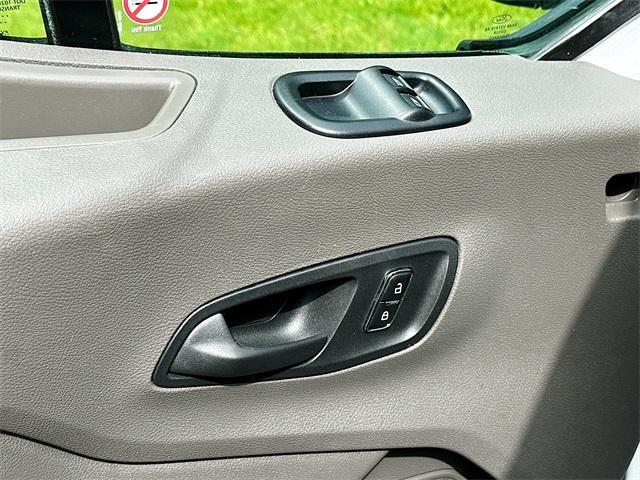 Photo of 2023 Oxford White Ford Transit-250