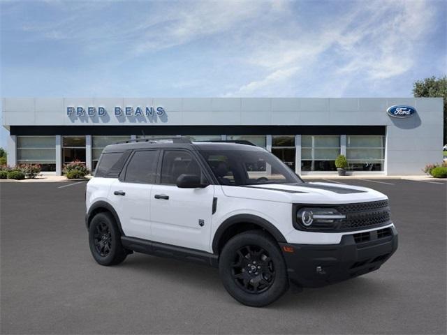 Photo of 2025 Oxford White Ford Bronco Sport