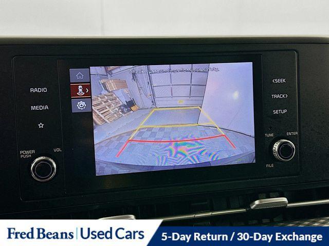 Photo of 2023 Deep Chroma Blue Kia Carnival