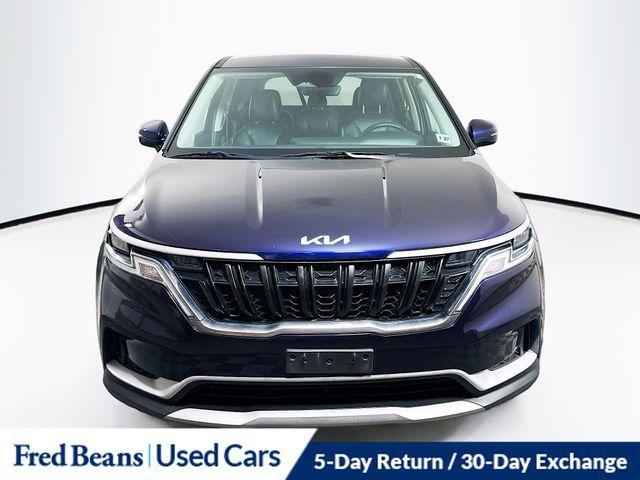 Photo of 2023 Deep Chroma Blue Kia Carnival