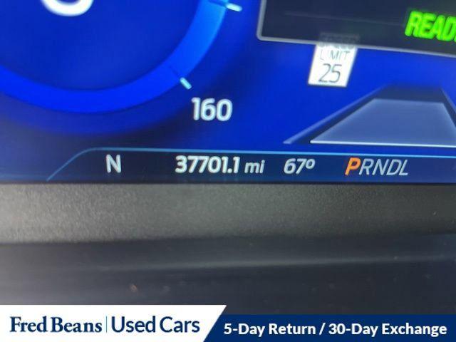 Photo of 2022 Rapid Red Metallic Tinted Clearcoat Ford Escape PHEV