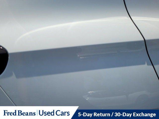 Photo of 2020 Summit White Buick Encore GX