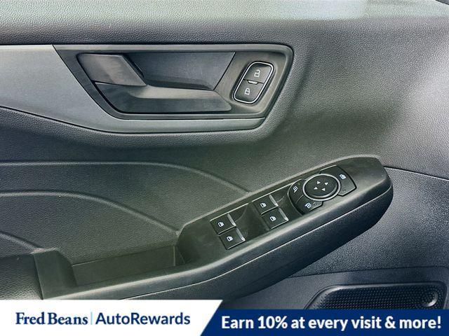 Photo of 2025 Vapor Blue Metallic Ford Escape
