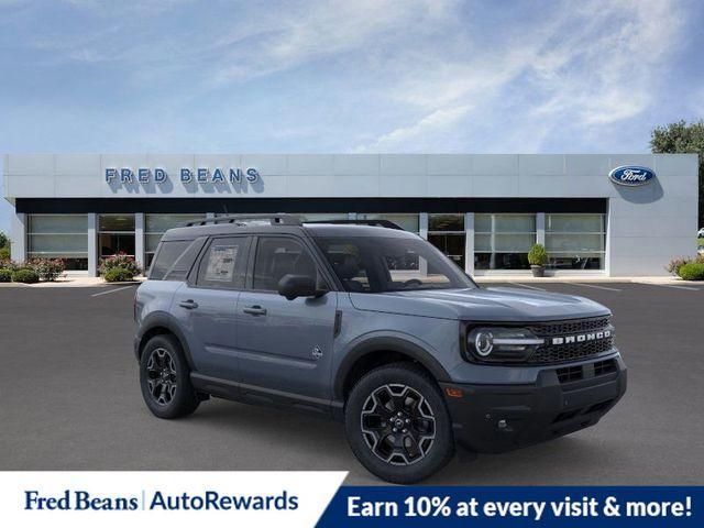Photo of 2025 Azure Gray Metallic Ford Bronco Sport