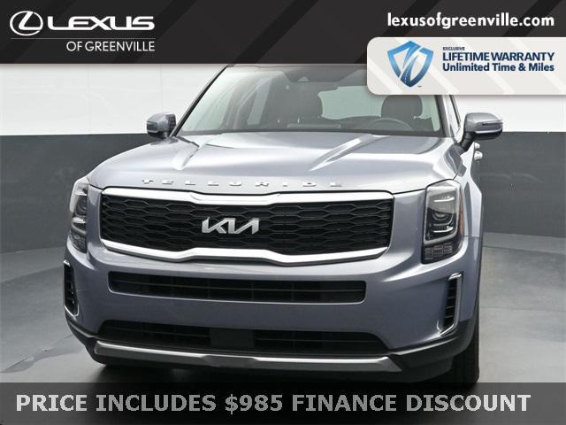Photo of 2022 Everlasting Silver Kia Telluride