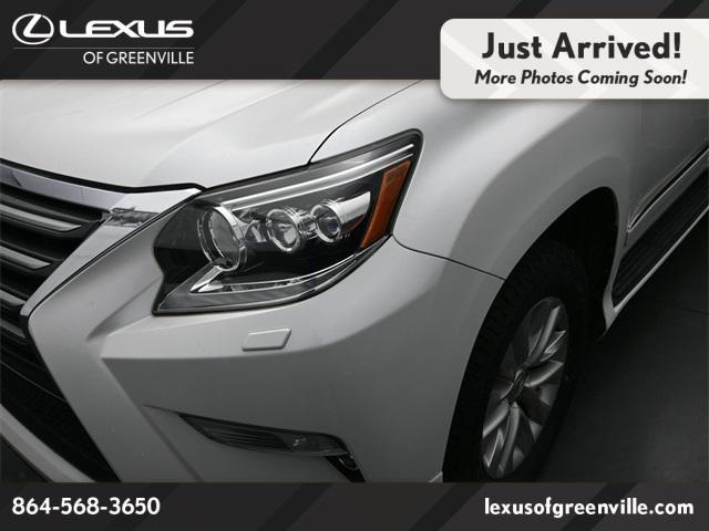 Photo of 2017 Starfire Pearl Lexus GX 460