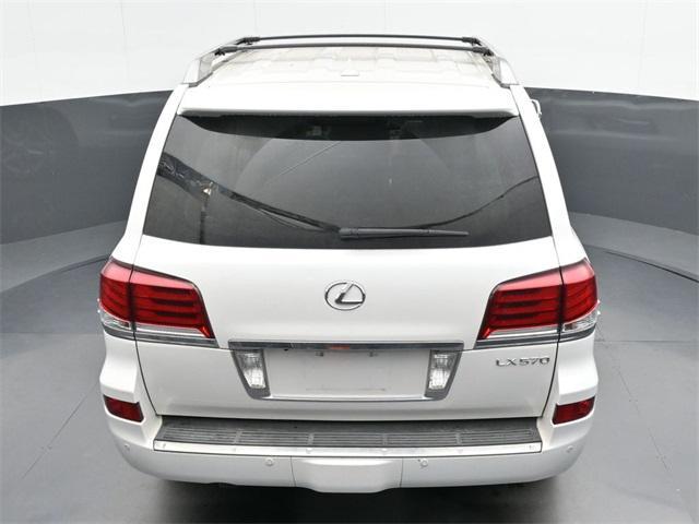 Photo of 2015 Starfire Pearl Lexus LX 570